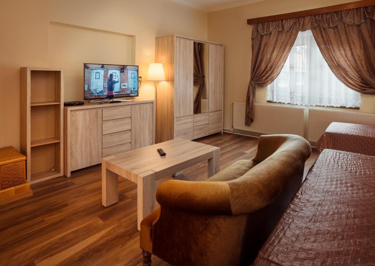 Honti Apartmanhaz Visegrád Exterior photo